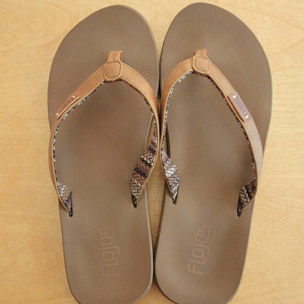 Flojos flip flops